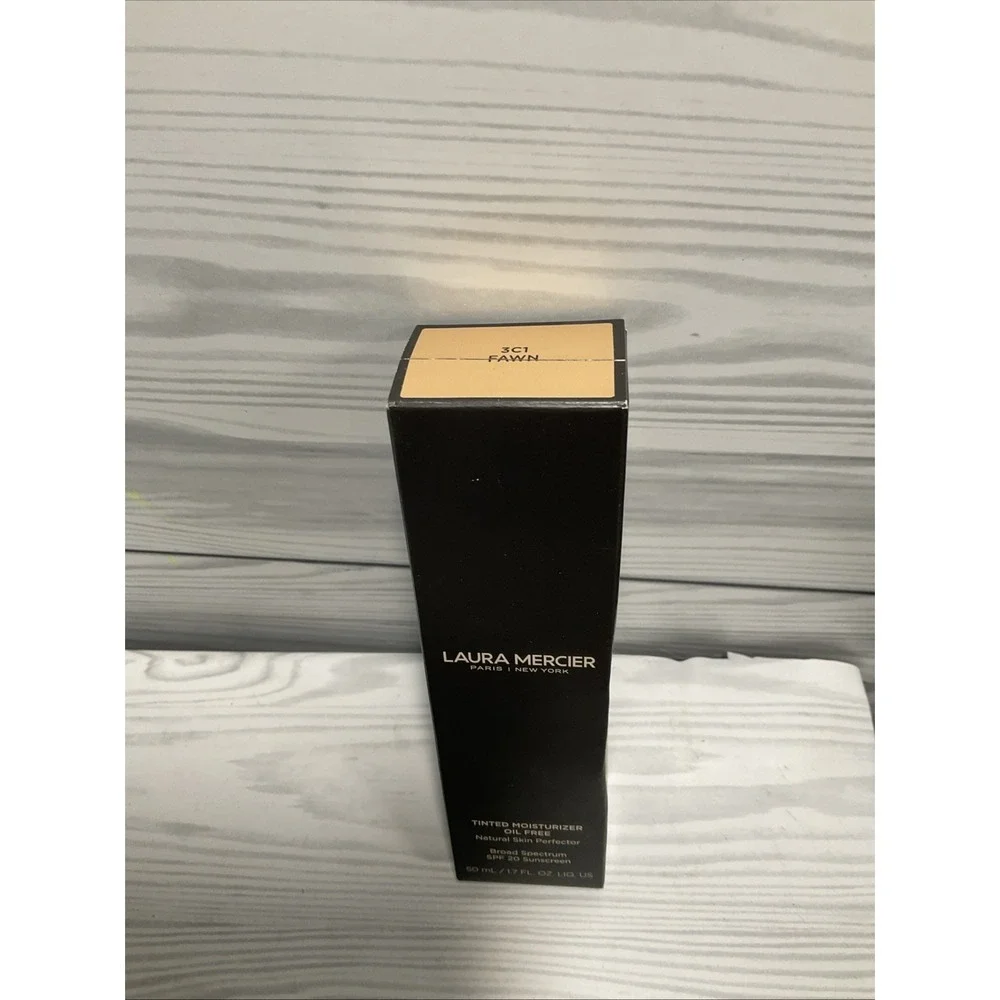 LAURA MERCIER Tinted Moisturizer Oil Free 3C1 FAWN  1.7 oz 50 ml - NIB